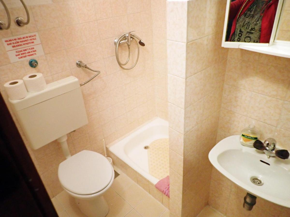 Apartmani Ivica & Boja Starigrad Paklenica Exterior foto
